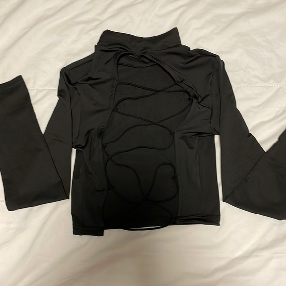 Backless black turtleneck longsleeve - Picture 1 of 2